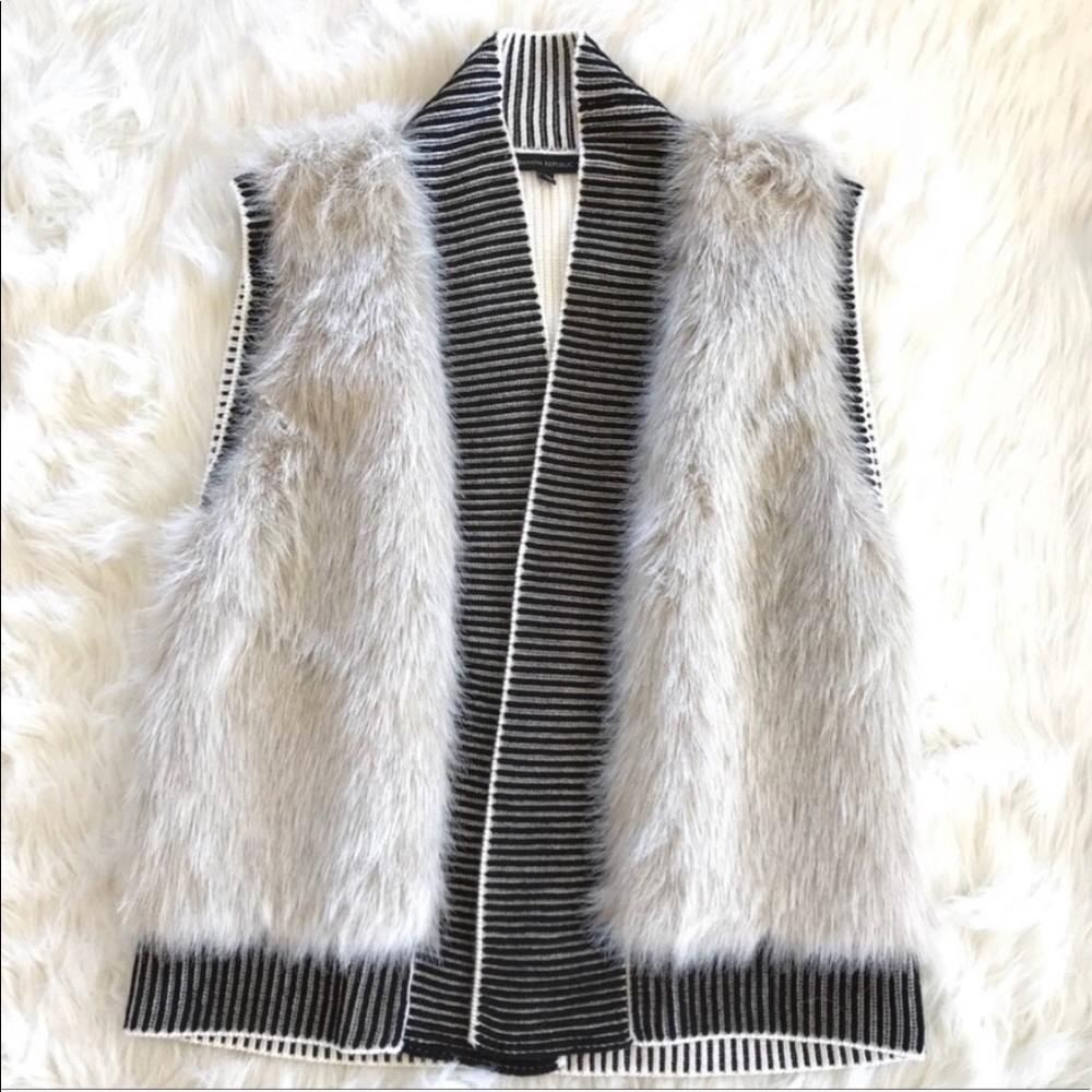 Banana Republic Faux Fur Knit Vest - Picture 1 of 3